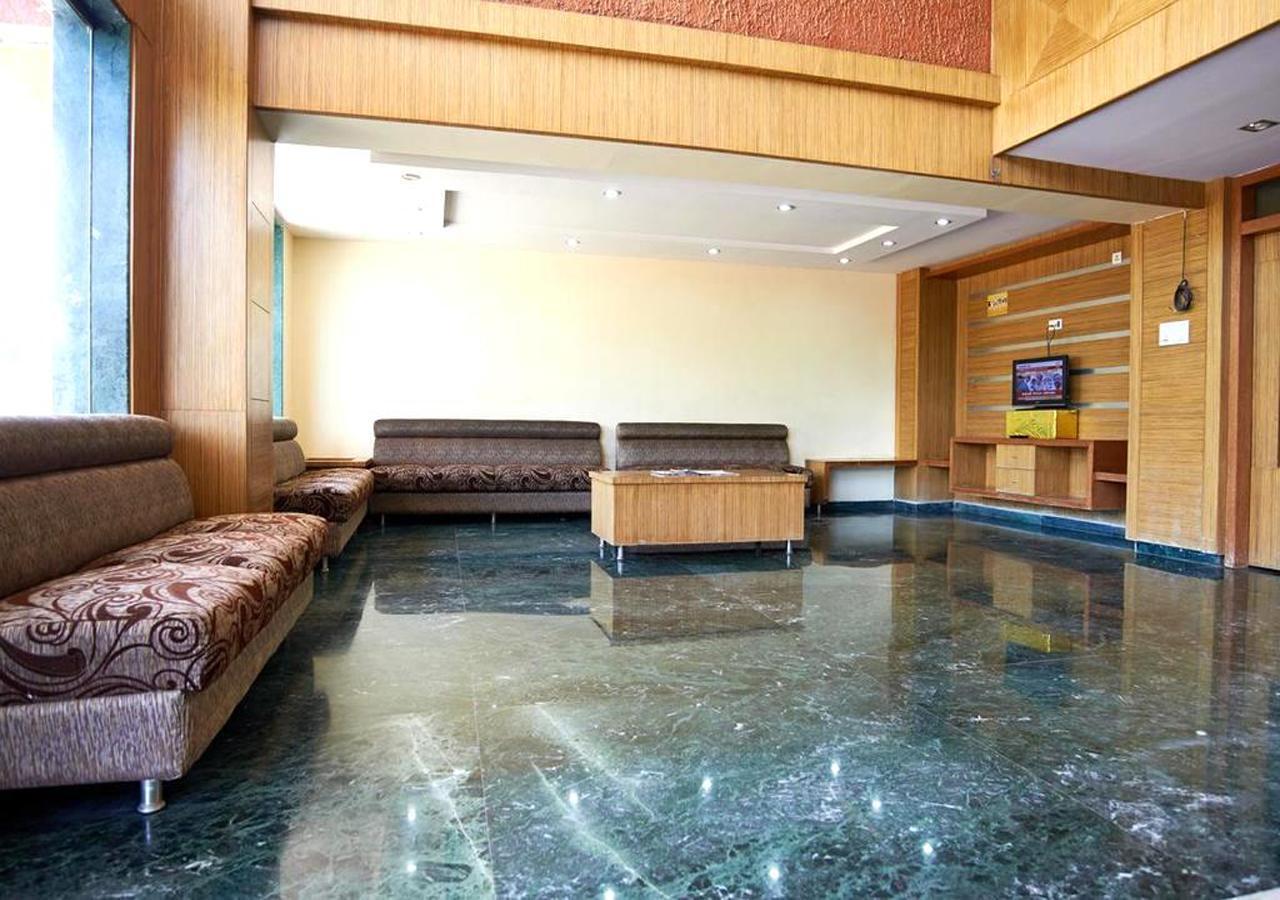 Hotel Three G Shirdi Eksteriør bilde